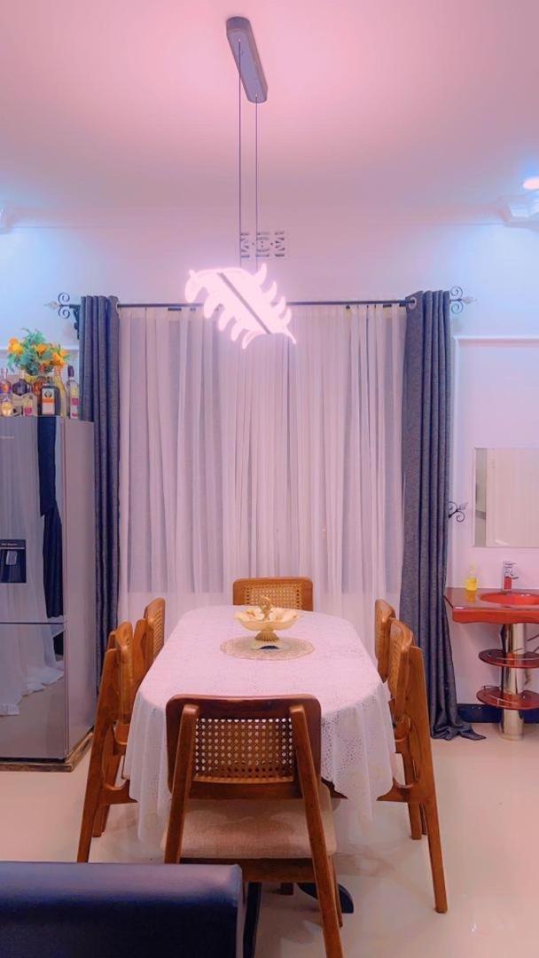 Evelina House Hostel Boma la Ngombe Kültér fotó