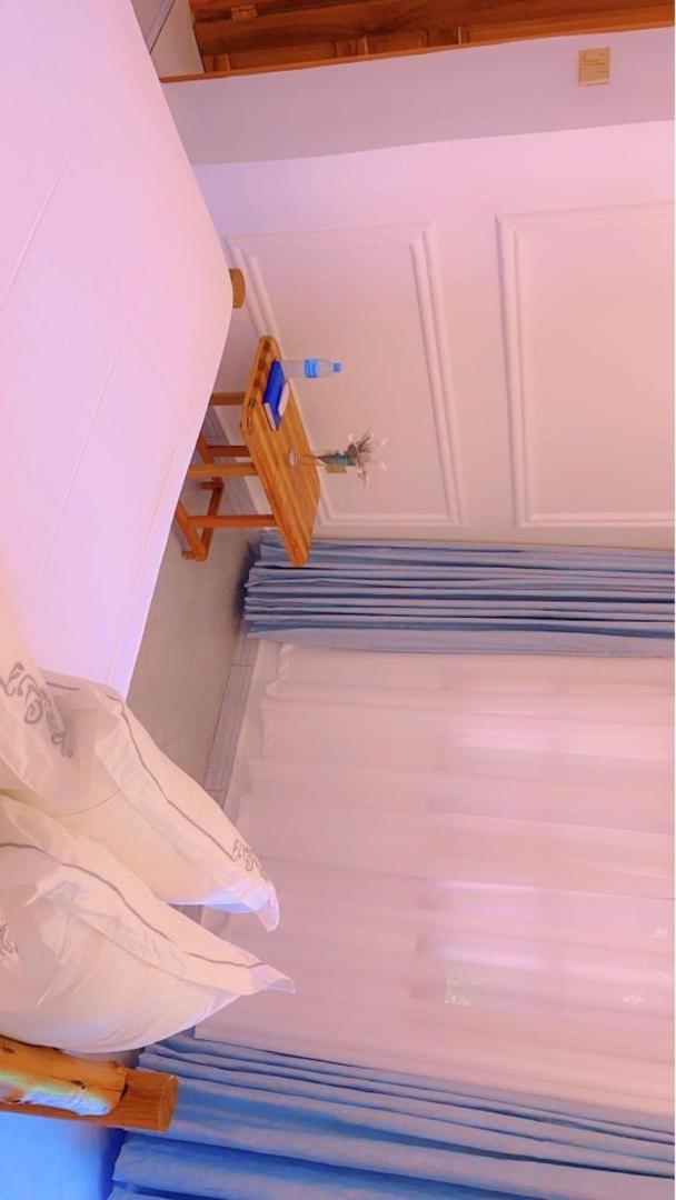 Evelina House Hostel Boma la Ngombe Kültér fotó